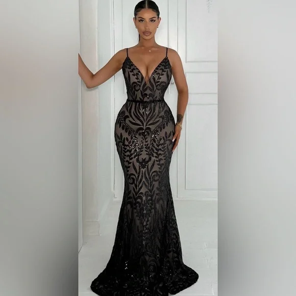 Fashion Nova | Dresses | Fashion Nova Black Lace Prom Dress | Poshmark